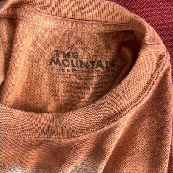 The Mountain Dog Shirt - Picture 4 of 6